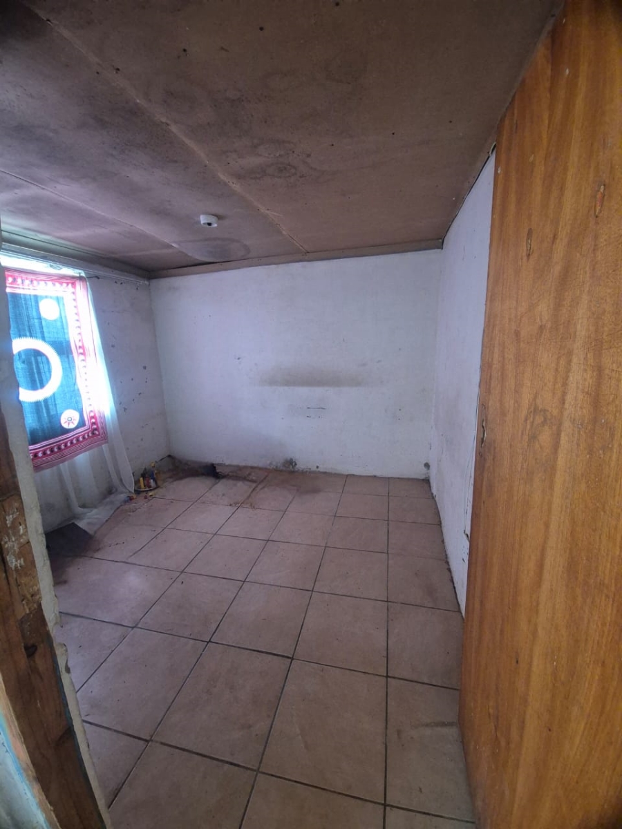 2 Bedroom Property for Sale in Kwazakhele Eastern Cape